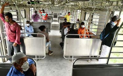 SCR slashes first class MMTS fares up to 50%