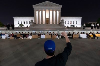 Possible overturning of Roe sends abortion fight to states