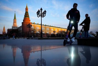 EXPLAINER: What's the latest in Russia's dance with default?