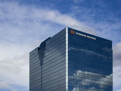 Thomson Reuters Beats Q1 Aided By 'Big 3' Segments; Lifts FY22 Guidance