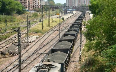 SCR keeps passenger trains running, hauls record coal