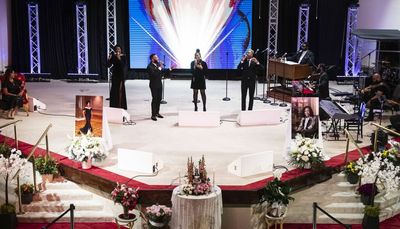 Mourners honor broadcast pioneer Merri Dee’s legacy at memorial