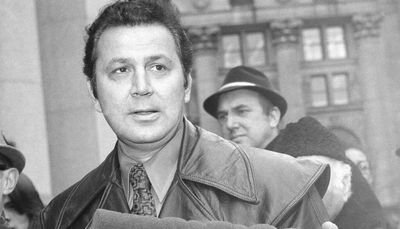Ron Galella, photographer famously sued by Jackie Onassis, dead at 91