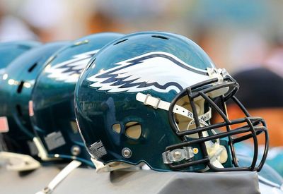 Browns hire Eagles VP of football operations Catherine Raîche to a high-ranking position