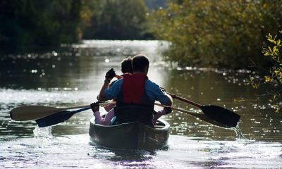 Canoeists make waves about right to paddle in English rivers