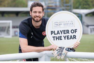 Hearts and Scotland keeper Craig Gordon makes history by landing SFWA Player of the Year award for a third time