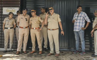 Mumbai police detain MNS workers outside Raj Thackeray’s home; 9 held in Pune