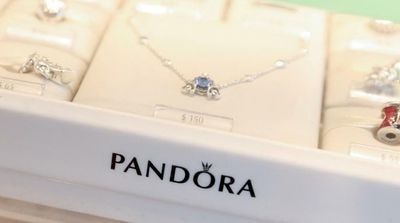 Pandora Warns of Uncertainty in 2022 after Record Quarter