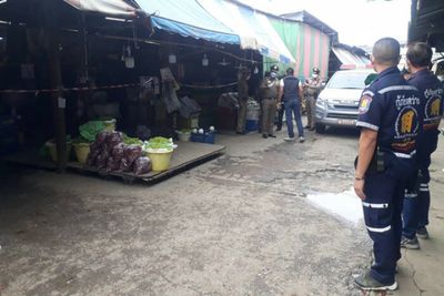 Woman killed, husband shoots himself in Korat market