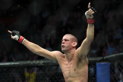 Lauzon Returns From Lengthy Layoff at UFC 274, but Future Remains Unclear