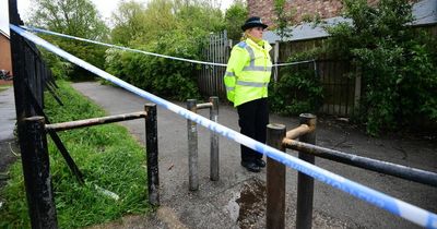Police turn people away from busy park after reported 'shooting'
