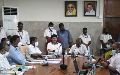 Health Minister meets deans of medical colleges
