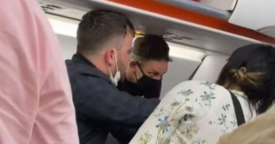 Shocking clip of woman threatening easyJet flight and leaving kids 'screaming in fear'