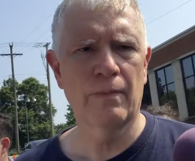 Mo Brooks uses footage of himself in aftermath of mass shooting in campaign ad endorsed by NRA