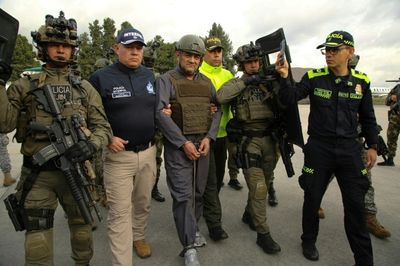 Colombia extradites drug lord 'Otoniel' to US