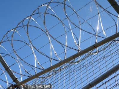 Alice Springs prison guards walk off job
