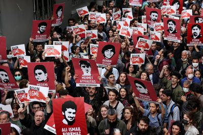 Analysis-War a lost opportunity for Turkey's westward outreach