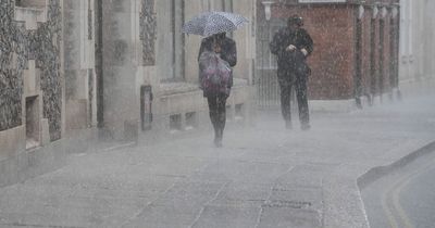 Ireland weather: Met Eireann predicts 'thunderstorm' conditons alongside 18C heat before big change