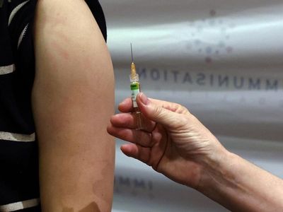 NSW push vaccines with flu on the rise
