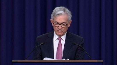 US Federal Reserve walks fine line between inflation and recession