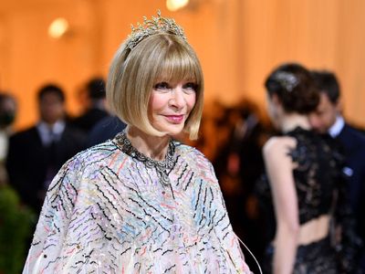 Anna Wintour didn’t remember former assistant who wrote The Devil Wears Prada, book claims