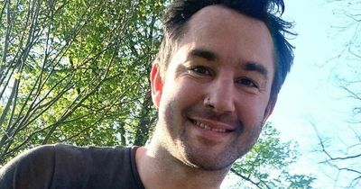 Restaurateur vows to pay waitress £1k bill paid by 'arrogant' diners who 'grabbed' her