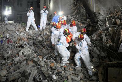 Death toll rises to 26 in Chinese building collapse