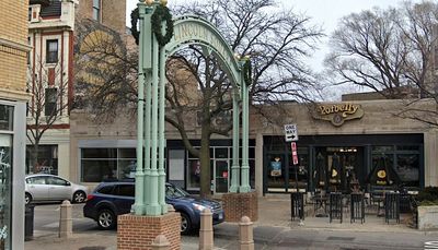 Death of woman found shot in Lincoln Square alley ruled a suicide
