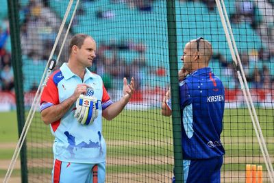 Gary Kirsten favourite to be named England Test coach as appointment nears
