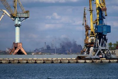 How a massive steel plant became the center of Ukraine's resistance in Mariupol