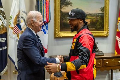 Biden meets Amazon union leader at White House meeting on ‘extraordinary’ organising efforts