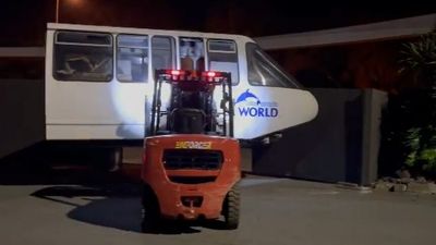 Sea World monorail future unclear after carriages removed from Gold Coast theme park to be destroyed