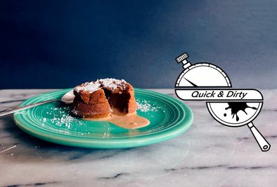 Dulce de leche lava cakes in 15 minutes