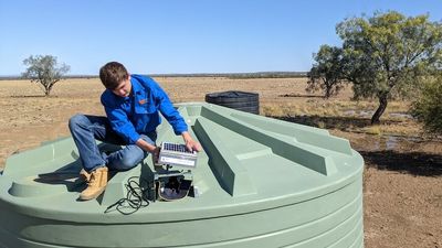 Outback agtech startup brings innovation to the bush, helps graziers monitor water levels