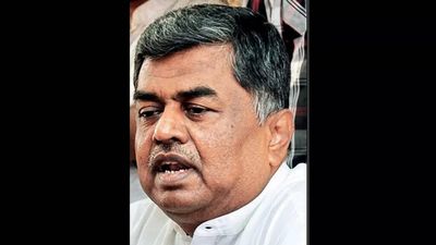 Basavaraj Horatti broke rules, he must quit: Karnataka Congress