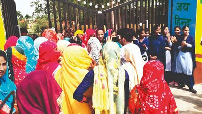 Haryana: Girls & women lock school in Jind, demand hiring of teachers