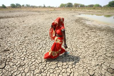 Heat adds to despair of Indian women after decades of daily treks for water