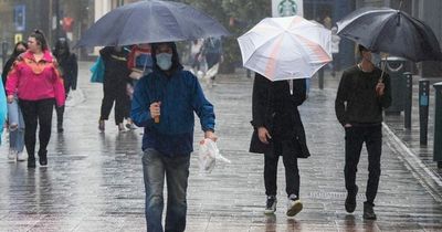 Met Eireann forecast Dublin rain showers ahead of weekend mini heatwave