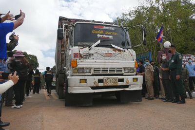 Surin reopens Chong Chom crossing to Cambodia