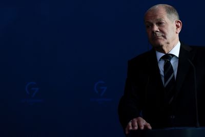 Germany's Scholz to attend G7 Ukraine discussion with Zelenskiy
