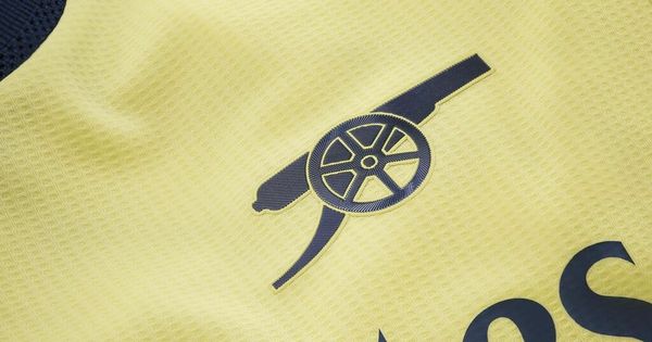 I love it' - Arsenal fans react to official pictures of new 2022