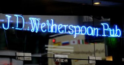 Former Wetherspoons worker reveals sly way they get people to spend more money