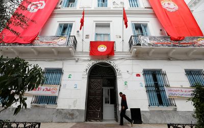Tunisia union rejects any formal dialogue over political reforms