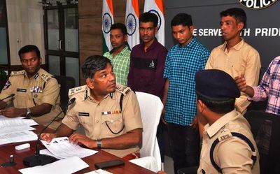 Andhra Pradesh: Two most wanted Maoists arrested; five more surrender before police