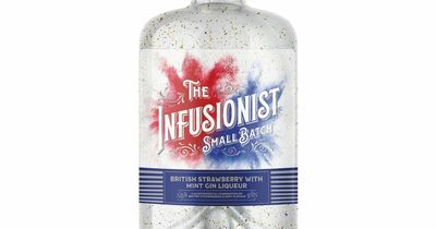 Aldi launches light-up glitter gin to celebrate Queen's Platinum Jubilee