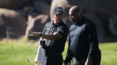 ‘Not fun to be around’ Tiger Woods, Charles Barkley says, but with Phil Mickelson ‘you’re guaranteed to have fun’