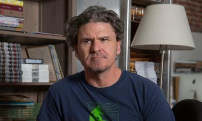Dave Eggers offers to replace books a South Dakota school board wants to pulp
