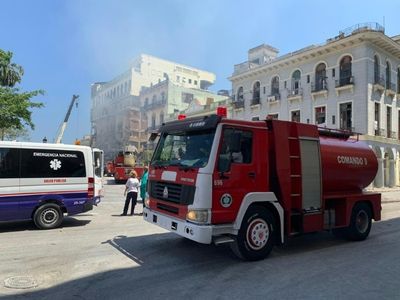 Four dead, 13 missing as huge blast wrecks Havana hotel