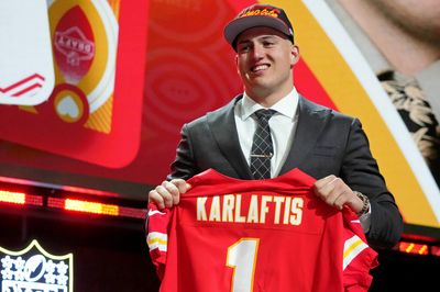 Chiefs sign first-round pick George Karlaftis to rookie contract