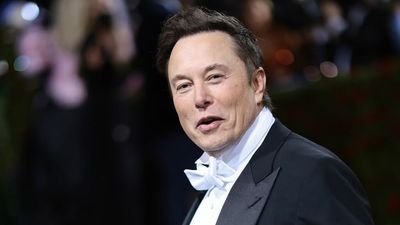 Elon Musk denies claim Trump told him to buy Twitter